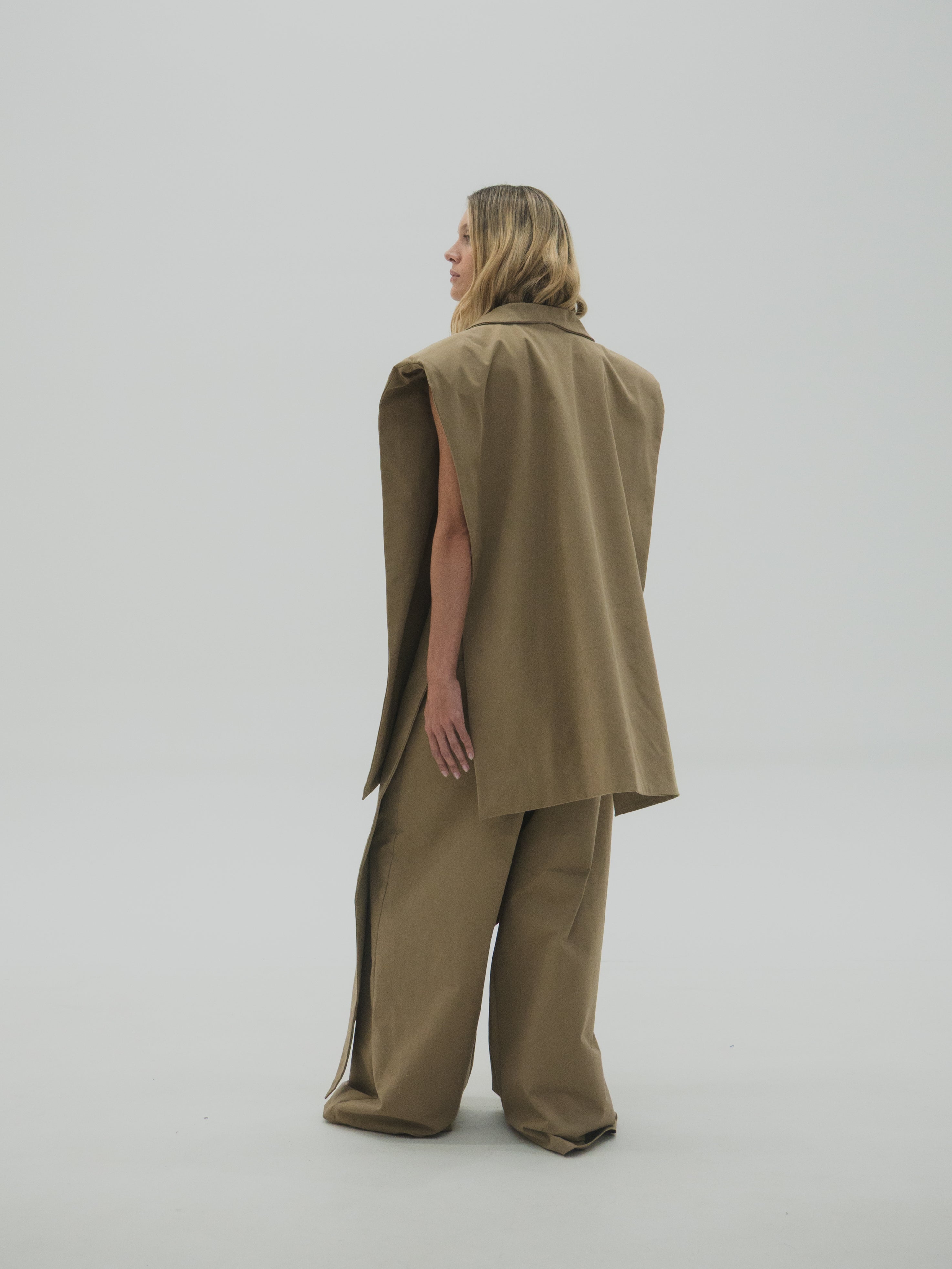 Pantalón oversize con falda removible mujer